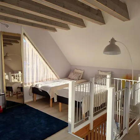 Modern Apartment *